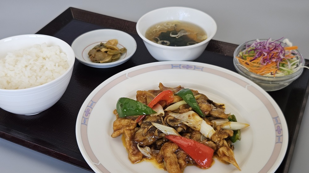 豚肉と舞茸のカレー風味定食