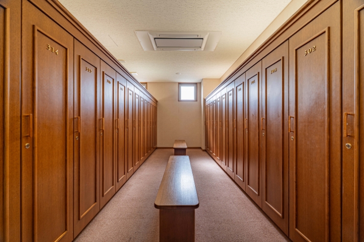 ロッカールーム（女性）